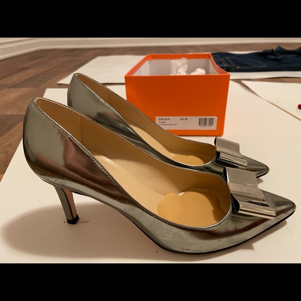 Kate spade “aluminum” size 6 1/2